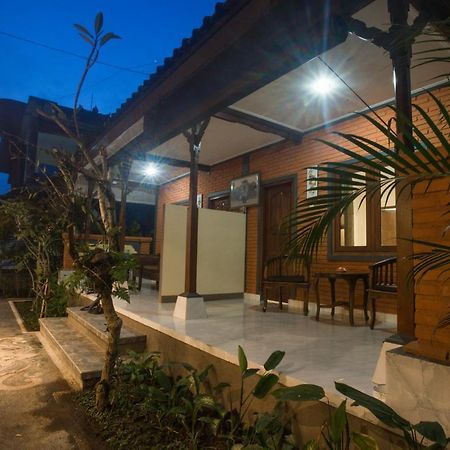 Monka House Hotel Убуд Екстериор снимка