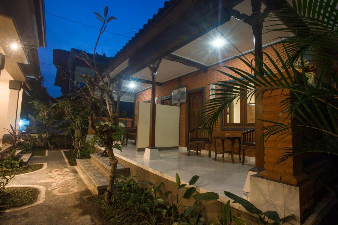 Monka House Hotel Убуд Екстериор снимка