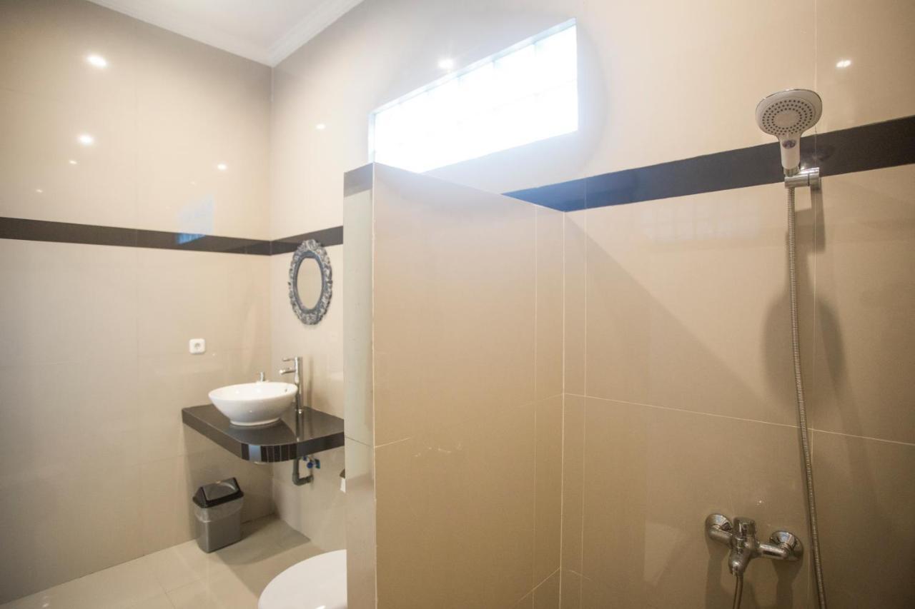 Monka House Hotel Убуд Екстериор снимка
